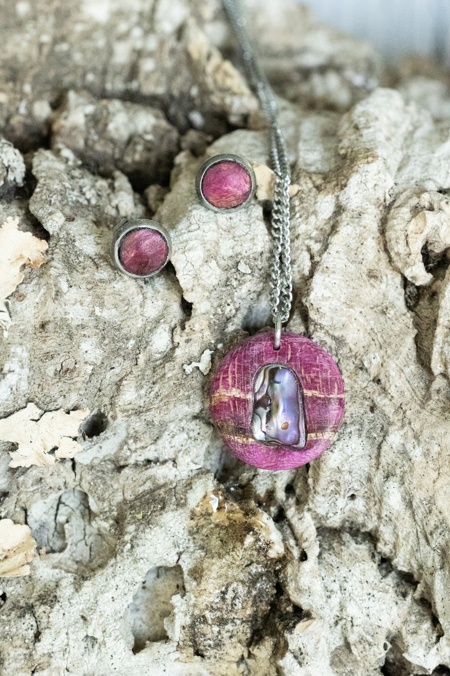 Abalone - Schmuckset aus Muschelfragmet und Holz