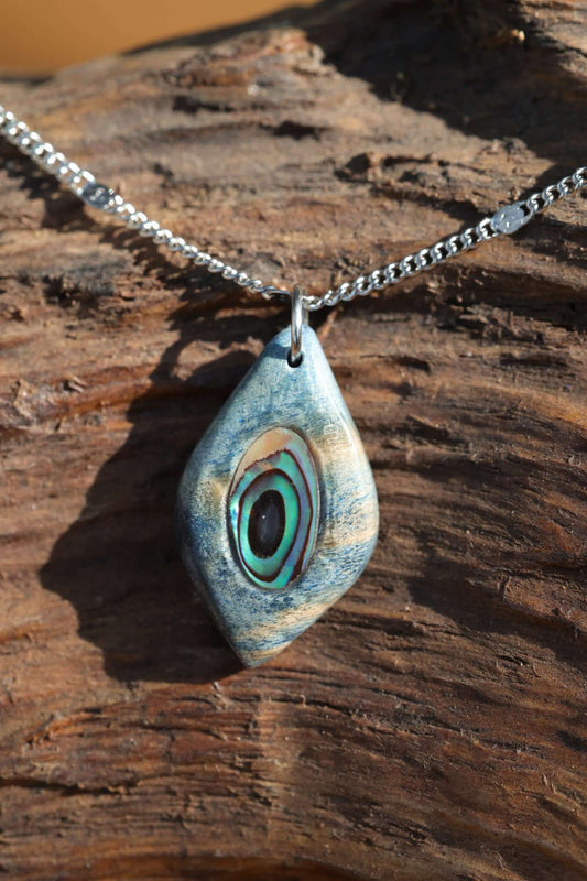 Abalone Muschel in Holz eingefasst, Holzkette