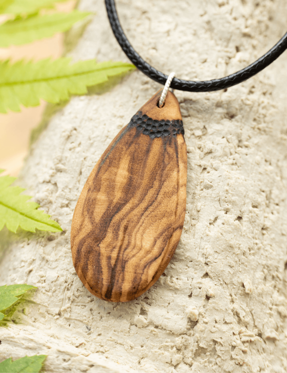 Handgefertigt Holzkette aus Oliveholz
